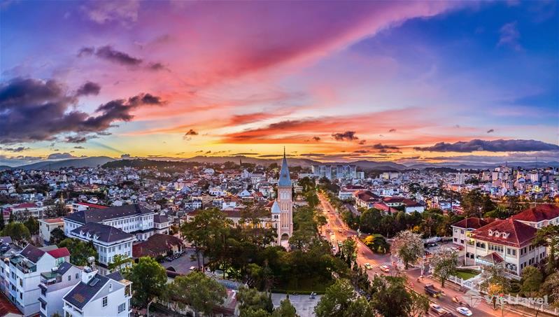 Thông tin của tour: Cần Thơ - Đà Lạt - Thác Prenn – Langbiang - Đường hầm đất sét - Thiền Viện Trúc Lâm - Nông Trại Cún Puppy Farm