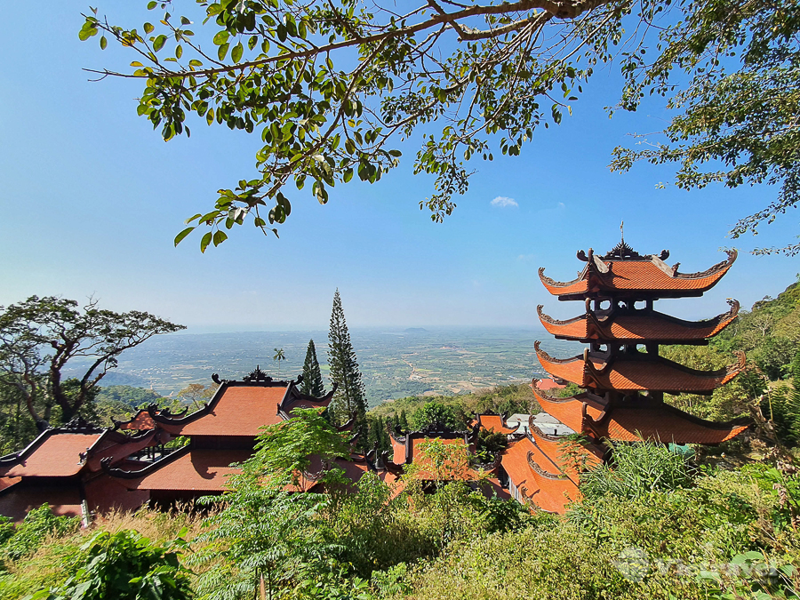 Thông tin của tour: Phan Thiết - Mũi Né - TTC World Tà Cú - Hanna Beach - Thưởng Thức Ẩm Thực “Lẩu Thả” - Resort 4 sao